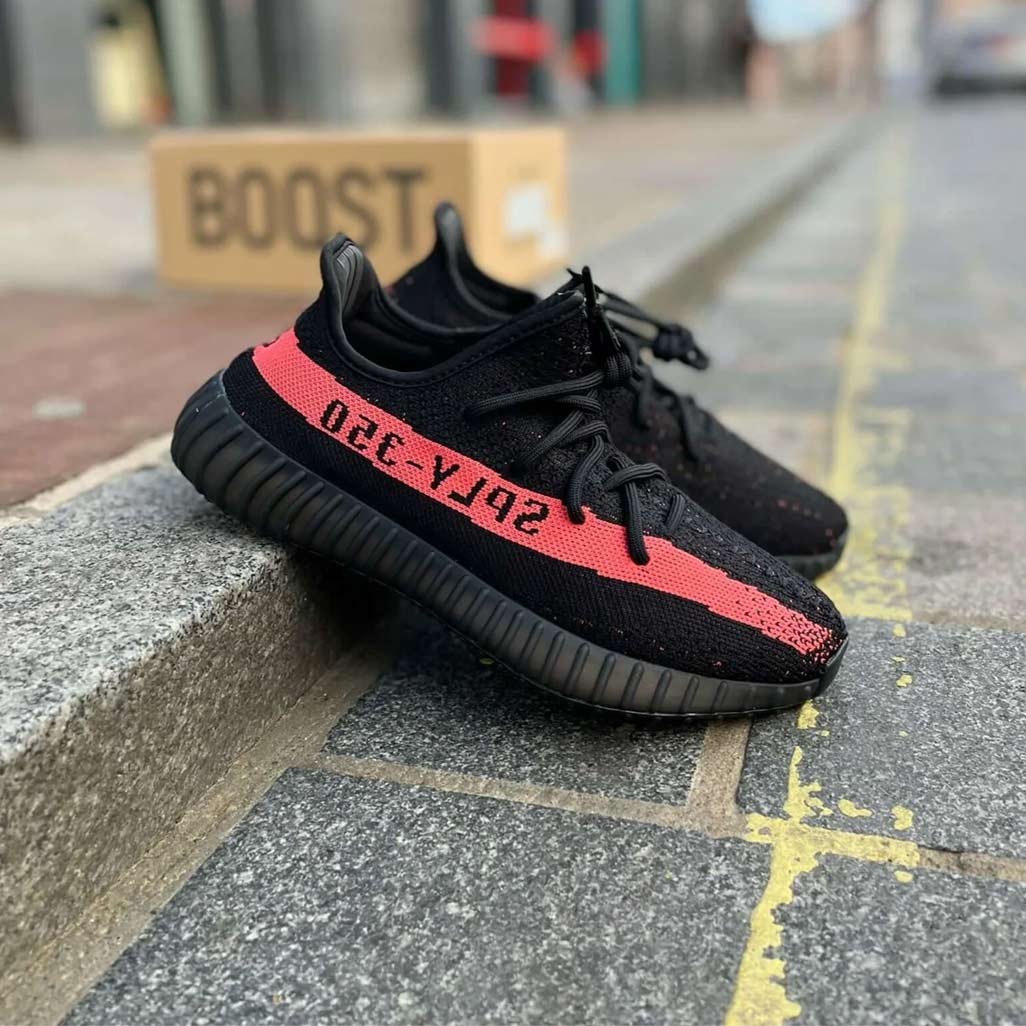 adidas Yeezy Boost 350 V2 Core Black Red (2016/2022/2023) - Image 4