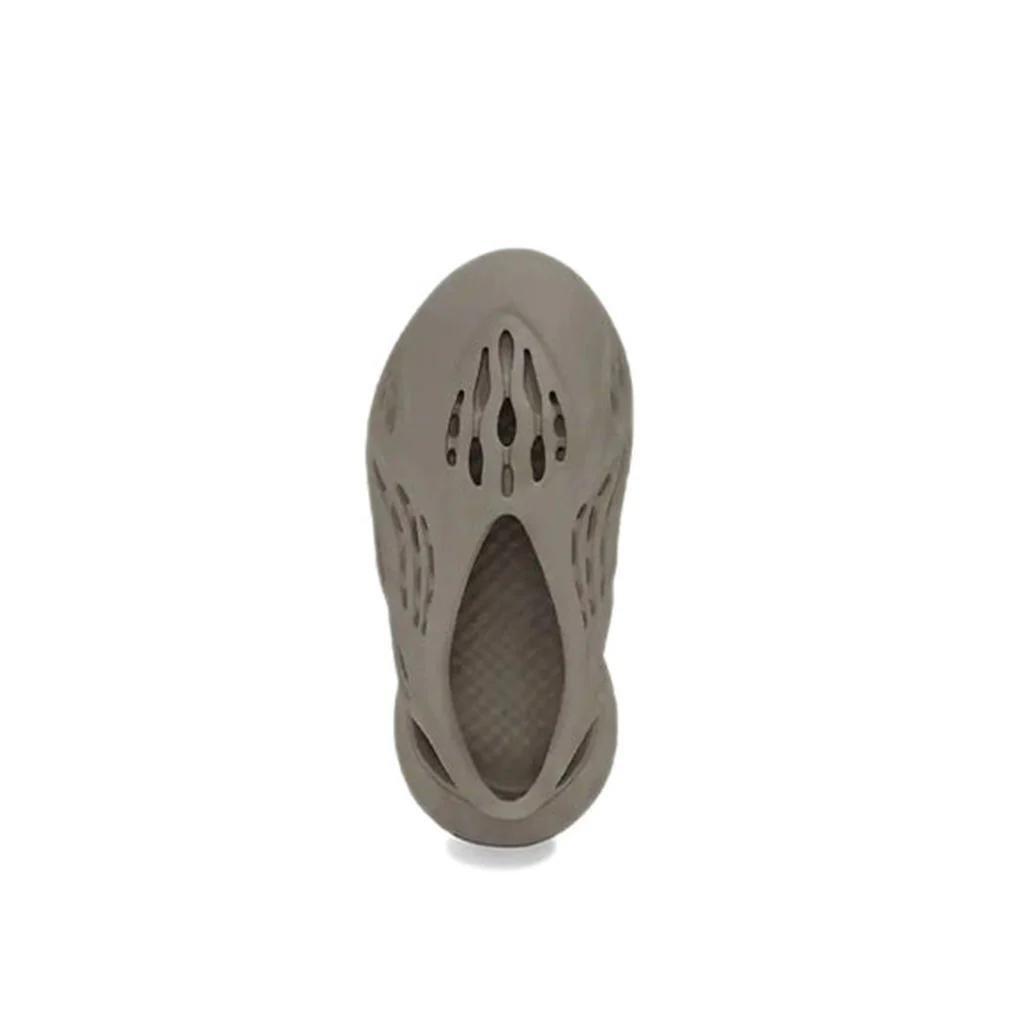 adidas Yeezy Foam RNNR Stone Sage - Image 4