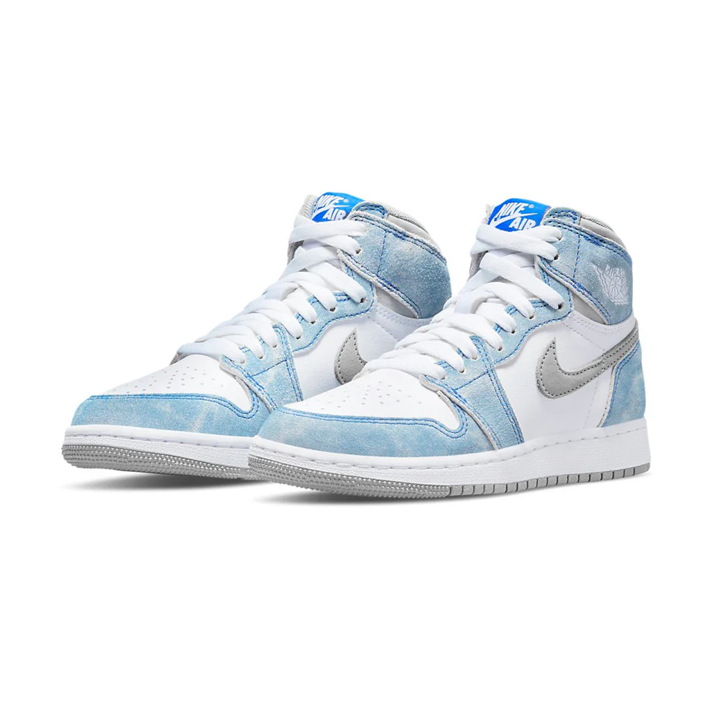 Air Jordan 1 Retro High Hyper Royal Smoke Grey - Image 3