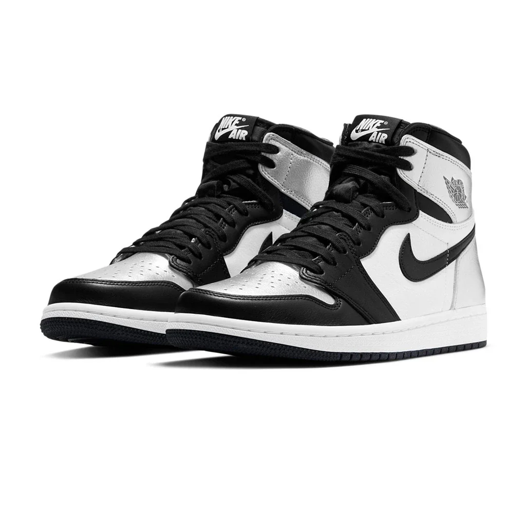 Air Jordan 1 Retro High Silver Toe W - Image 3