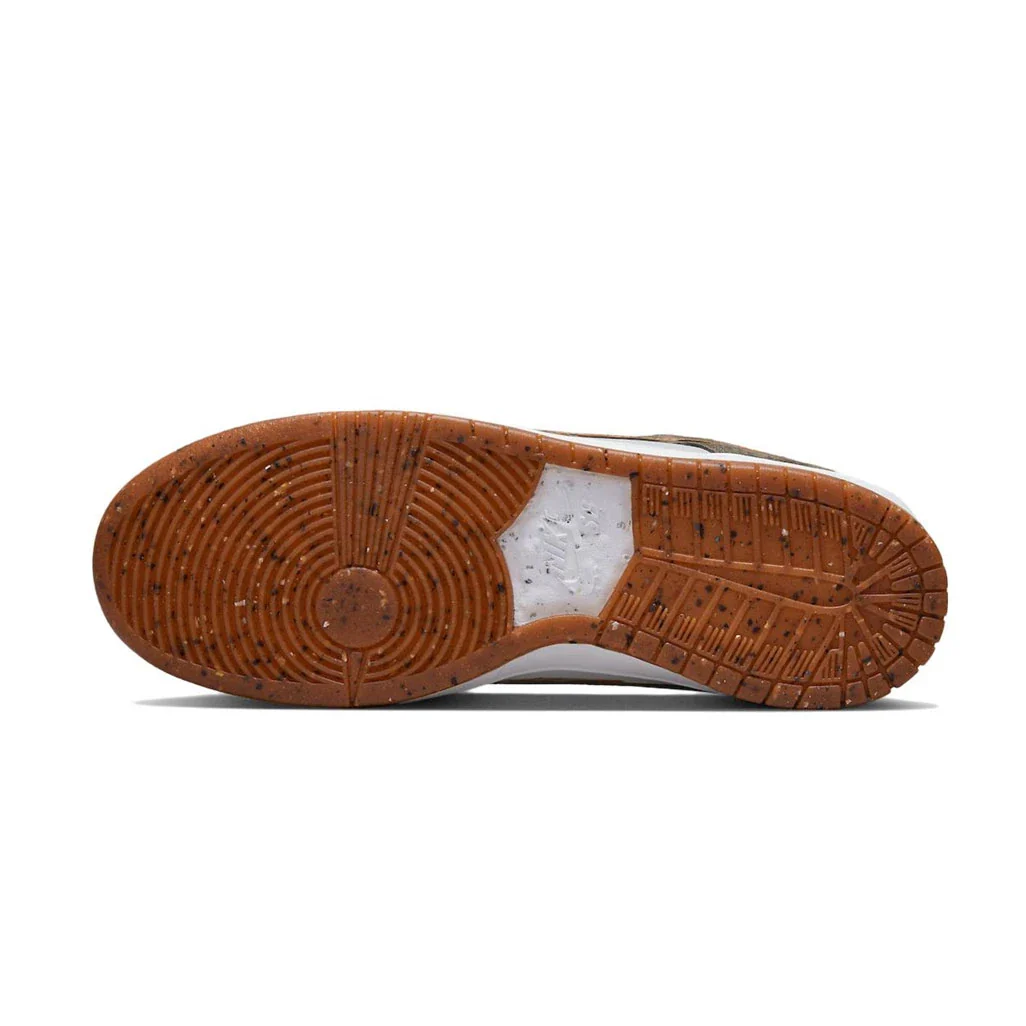 Crushed D.C. x Nike Dunk Low SB Golden Hour - Image 5