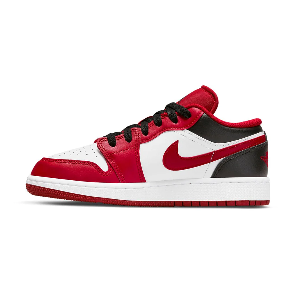 Air Jordan 1 Low Bulls GS - Image 2