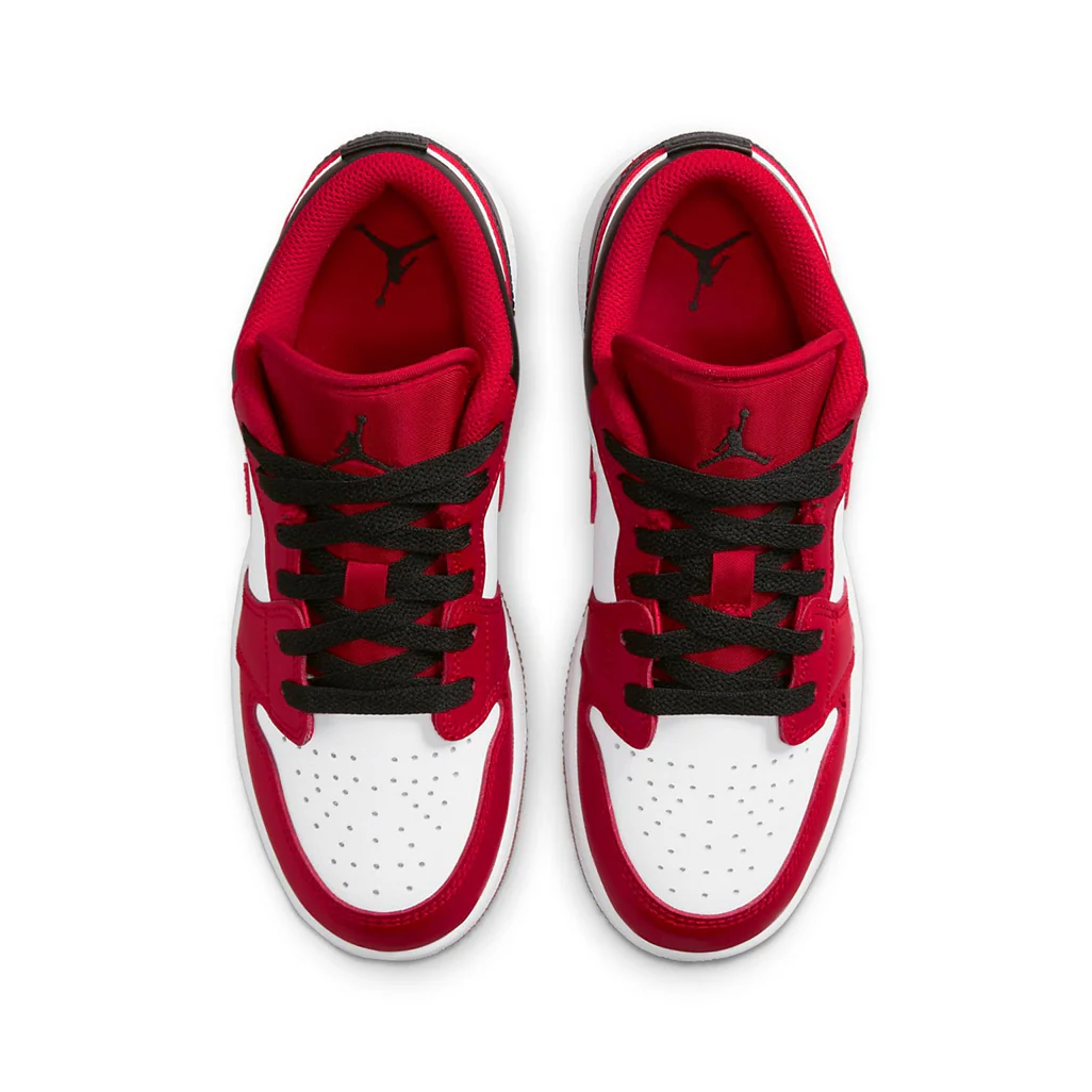 Air Jordan 1 Low Bulls GS - Image 4