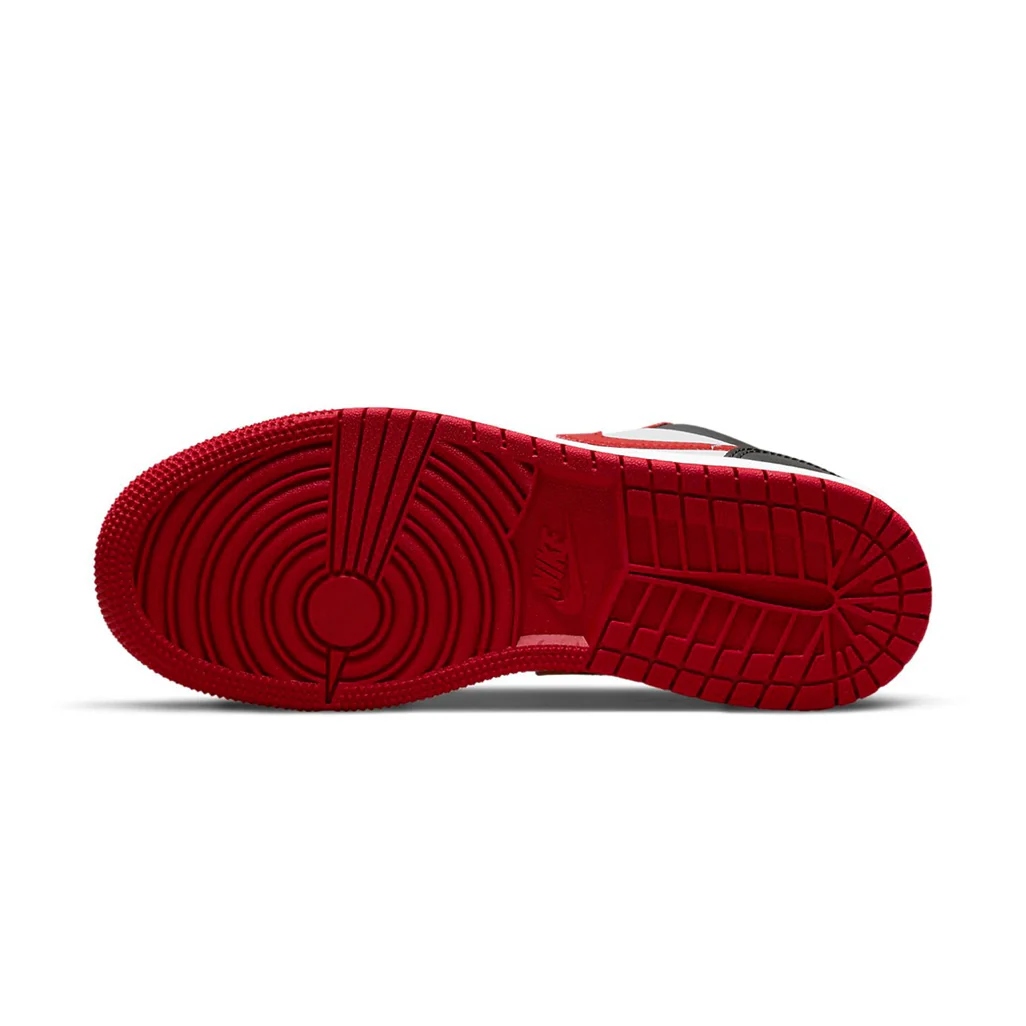 Air Jordan 1 Low Bulls GS - Image 6
