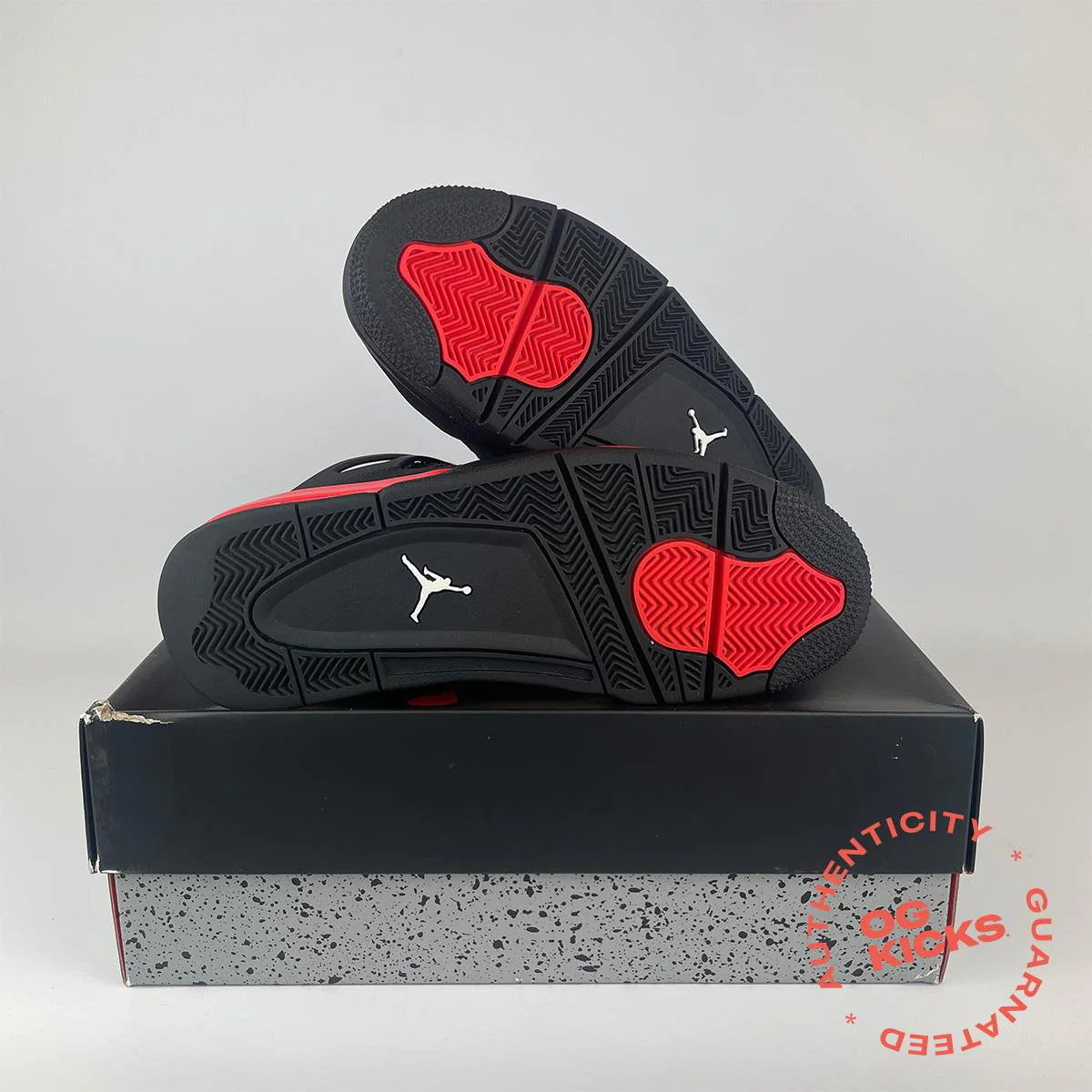 Jordan 4 Retro Red Thunder UK9.5 - Image 5
