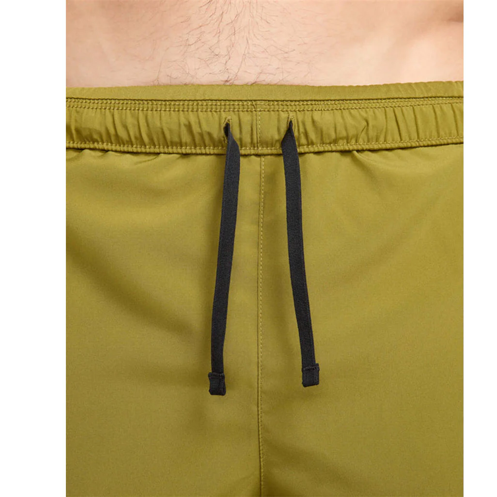 Nike Challenger Shorts Moss 5" - Image 7