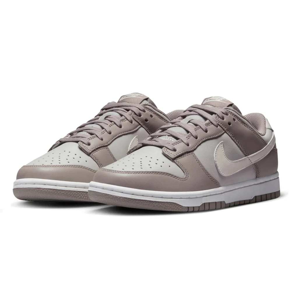 Nike Dunk Low 'Moon Fossil' W - Image 3