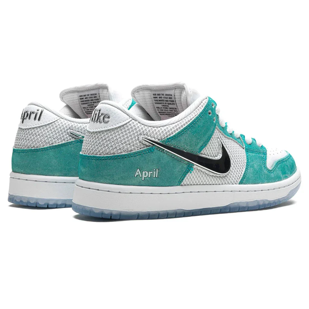 Nike Dunk SB Low x April Skateboards Turbo Green - Image 3