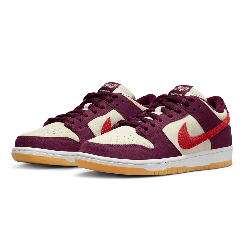 Nike SB Dunk Low Skate Like a Girl - Image 3