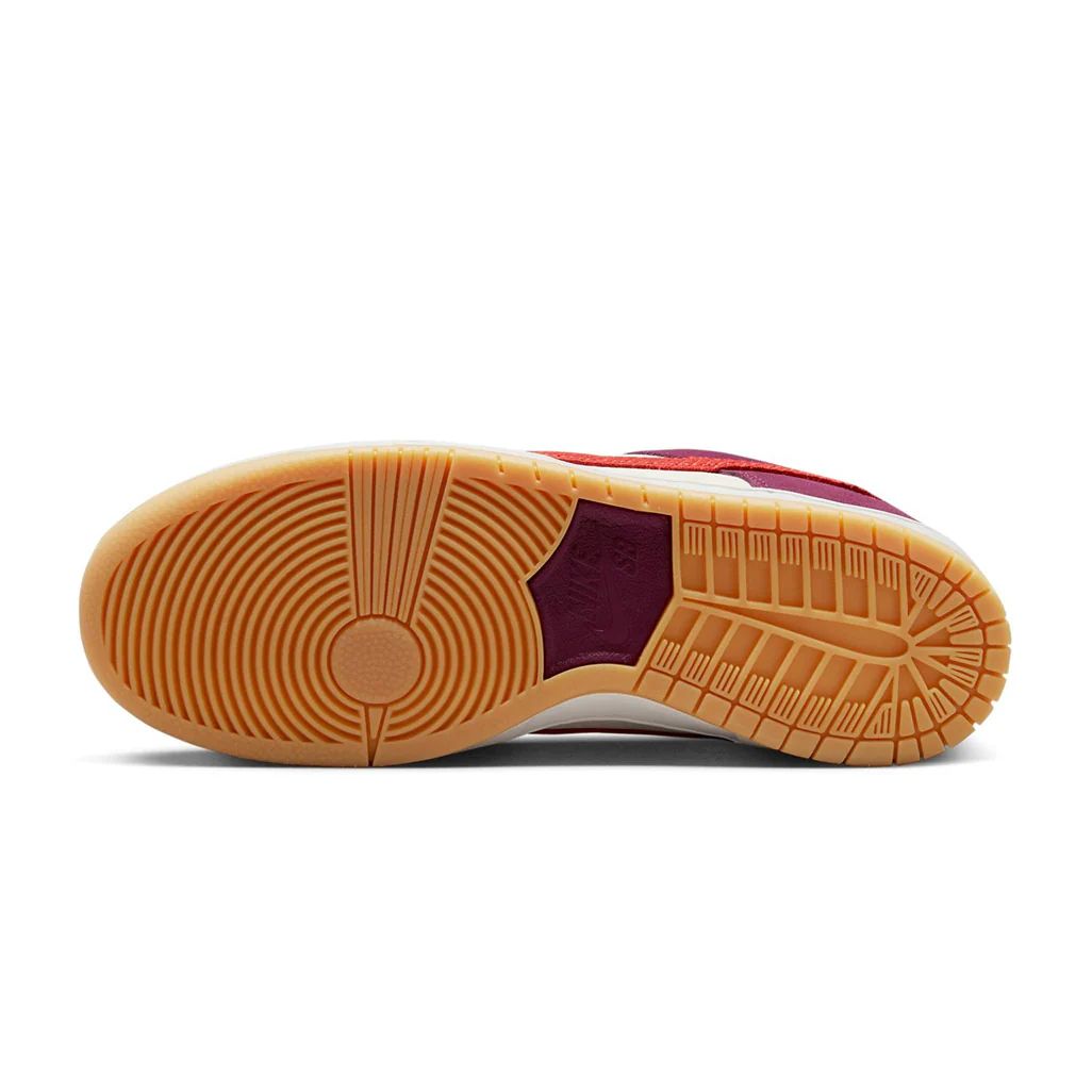 Nike SB Dunk Low Skate Like a Girl - Image 6