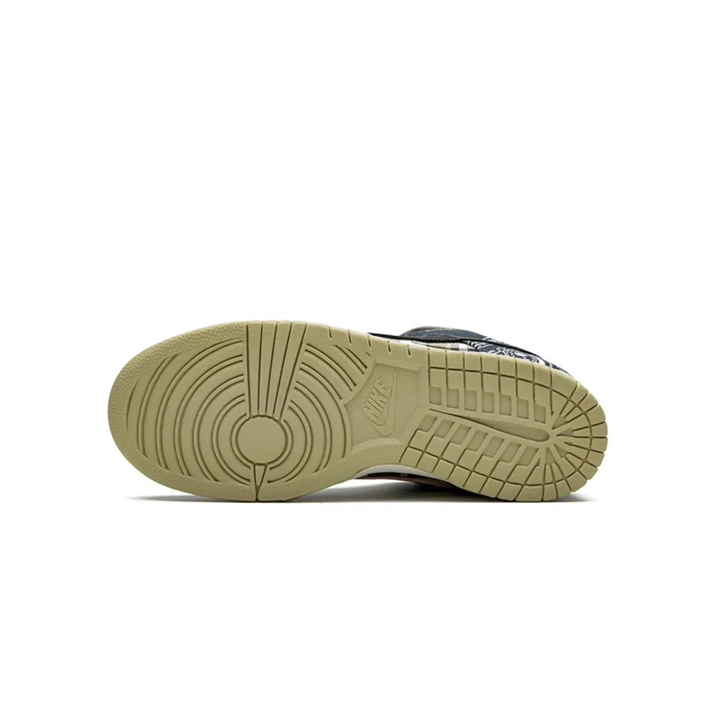 Nike SB Dunk Low Travis Scott - Image 4