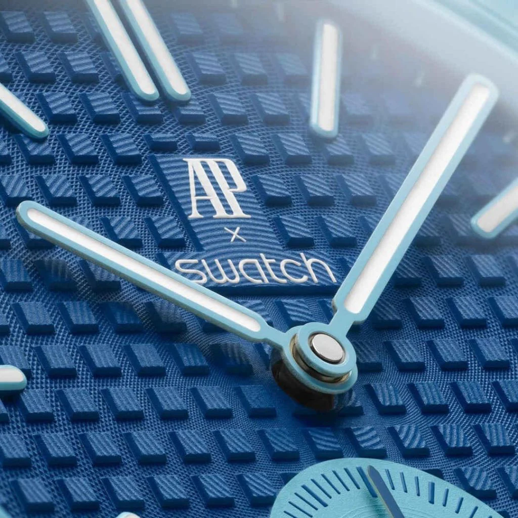 Swatch x Audemars Piguet Bioceramic Royal Pop Savonnette Lan Ba SSX03L100N - Image 3